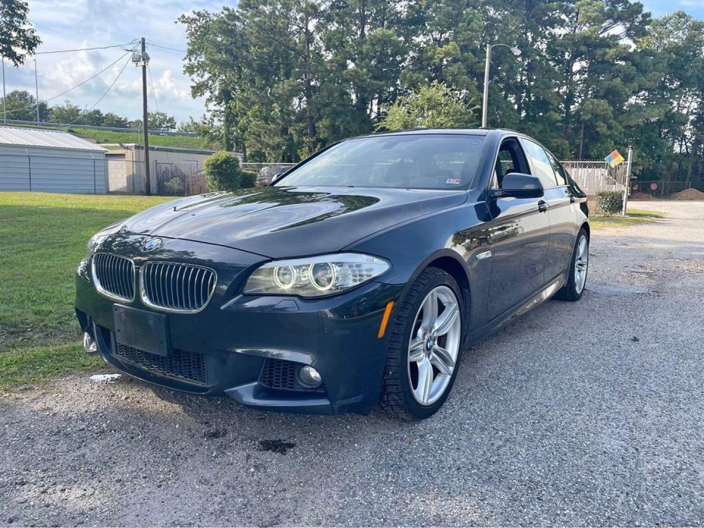 2013 Grey /Black BMW 5-Series M-Sport (WBAFU7C5XDD) with an 3.0 Turbo engine, 8 Speed Auto transmission, located at 5700 Curlew Drive, Norfolk, VA, 23502, (757) 455-6330, 36.841885, -76.209412 - Photo#0